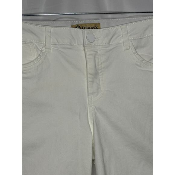 Democracy Mid-Rise "Ab"solution® White Denim 7" Short Size 8 - Picture 2 of 8